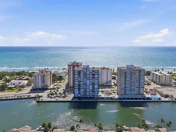 1400 S Ocean Dr , Unit 205, Hollywood, FL 33019