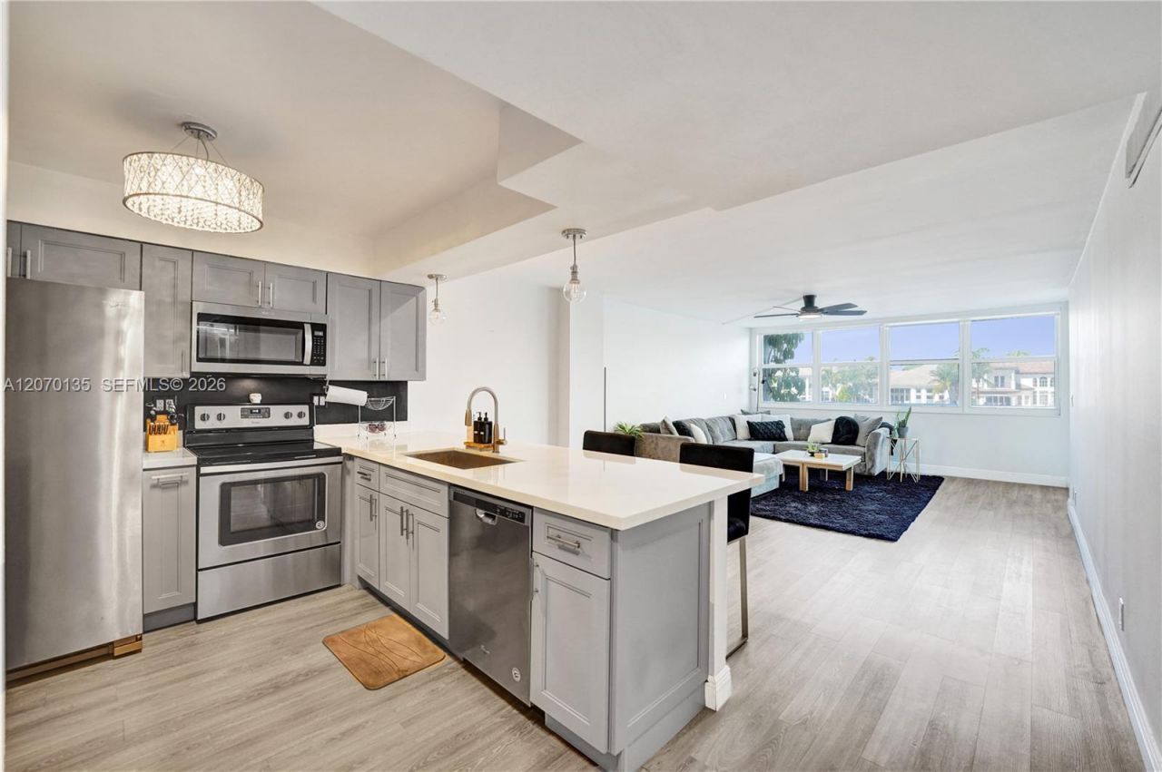 1400 S Ocean Dr, Unit 205, Hollywood, FL 33019 Photo