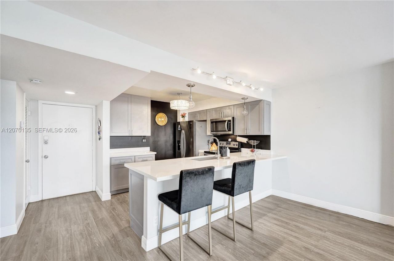 1400 S Ocean Dr, Unit 205, Hollywood, FL 33019 Photo