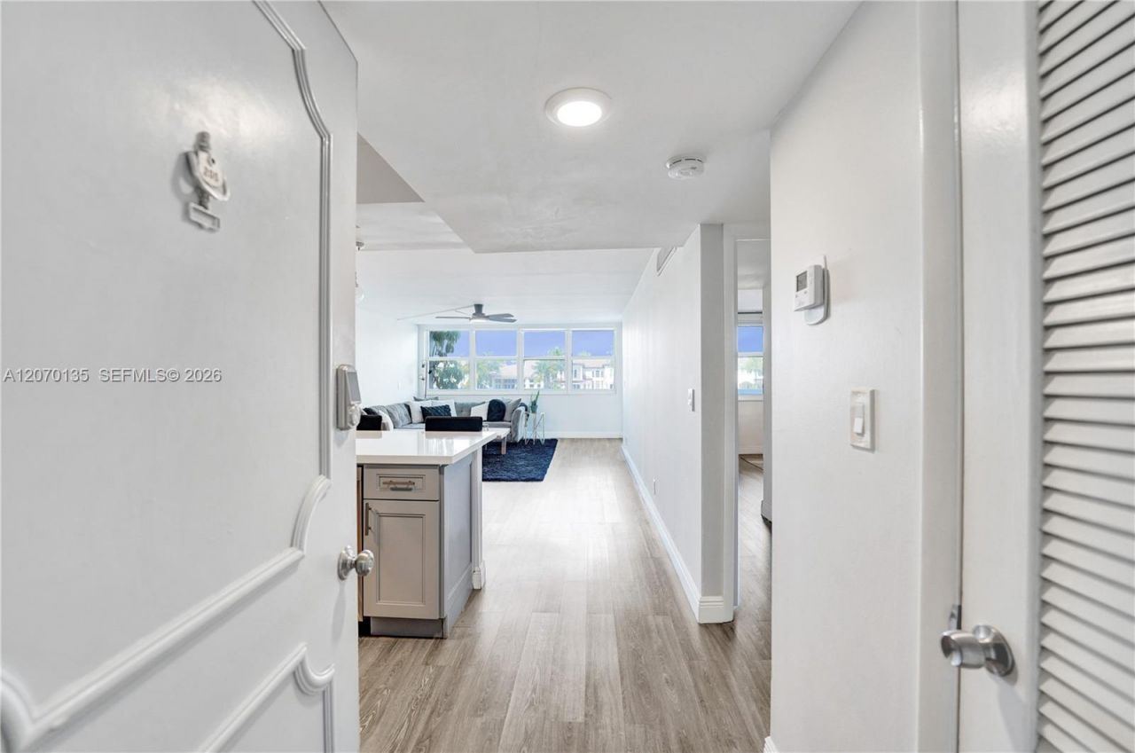 1400 S Ocean Dr, Unit 205, Hollywood, FL 33019 Photo