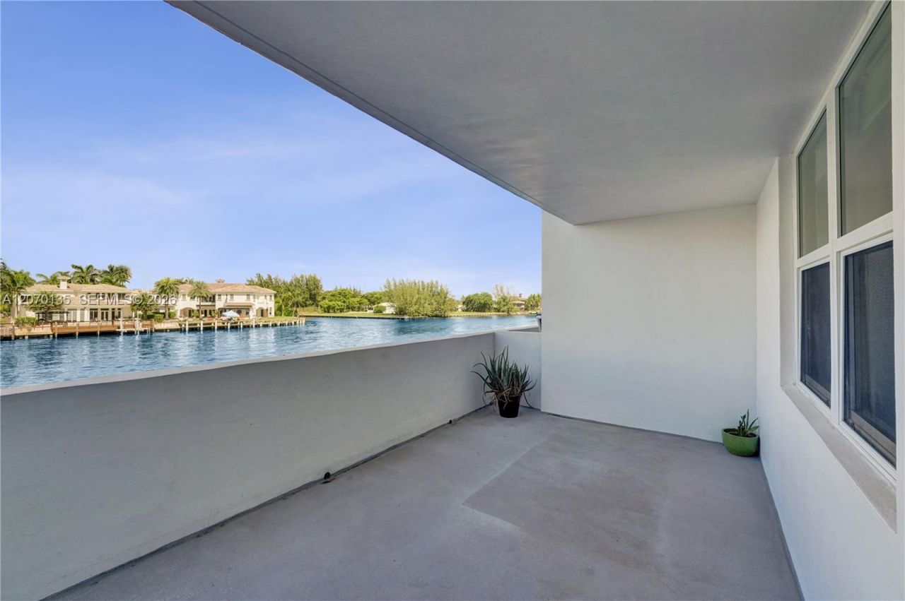 1400 S Ocean Dr, Unit 205, Hollywood, FL 33019 Photo