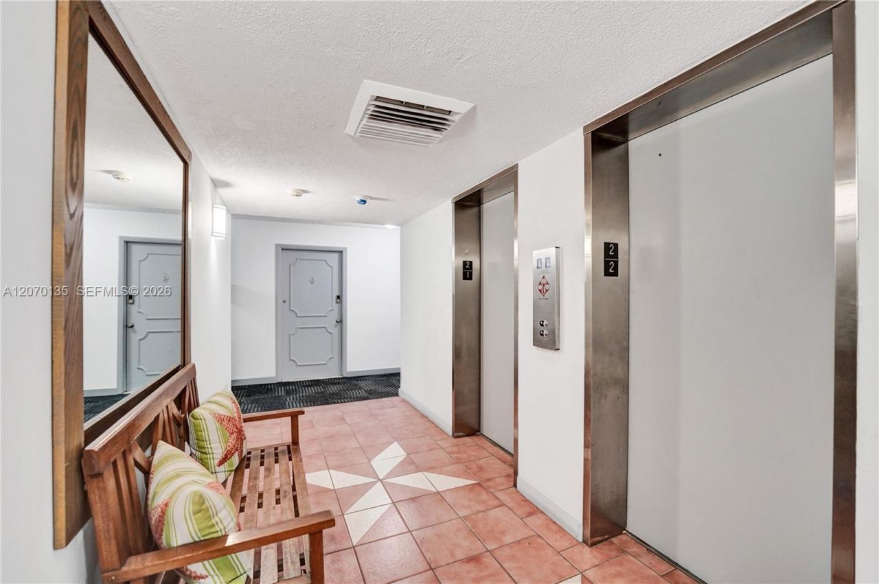 1400 S Ocean Dr, Unit 205, Hollywood, FL 33019 Photo