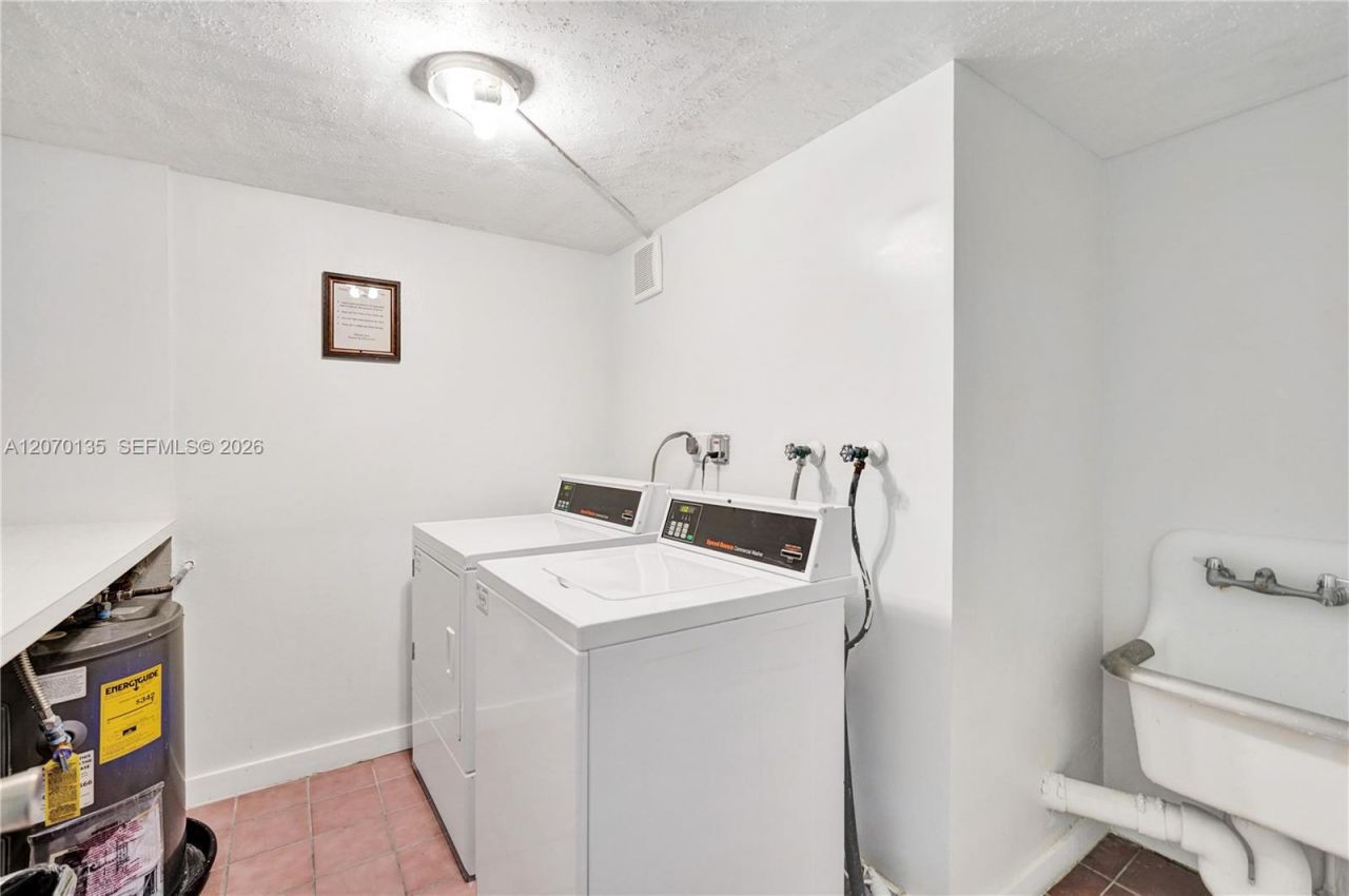 1400 S Ocean Dr, Unit 205, Hollywood, FL 33019 Photo