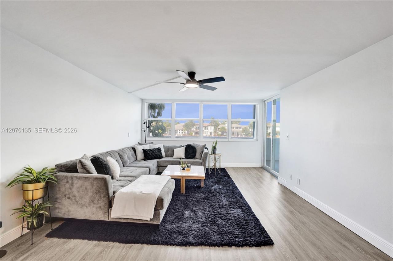 1400 S Ocean Dr, Unit 205, Hollywood, FL 33019 Photo