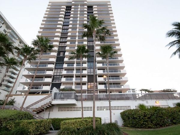 5757 Collins Ave , Unit 703, Miami Beach, FL 33140