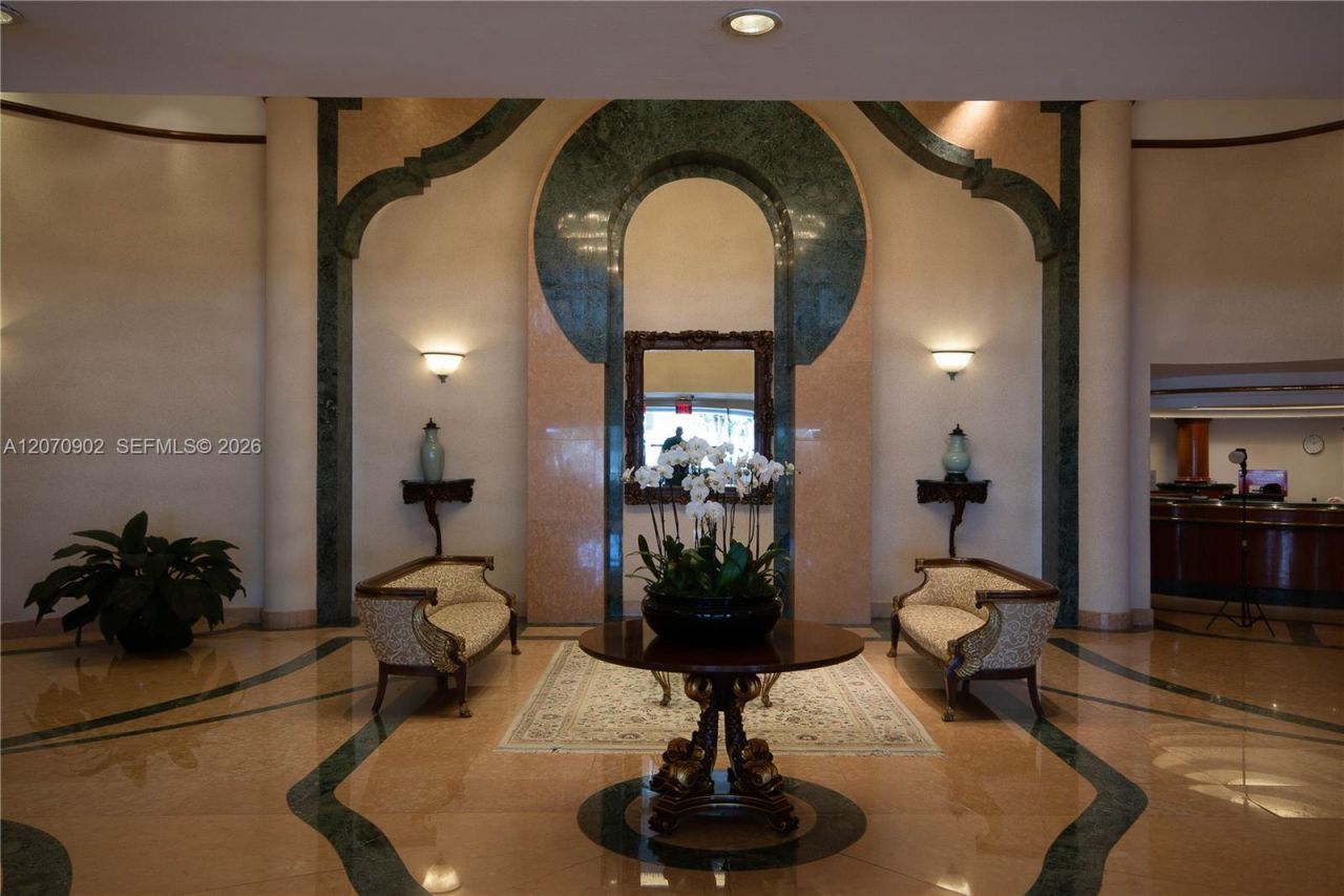 5757 Collins Ave , Unit 703, Miami Beach, FL 33140 Photo