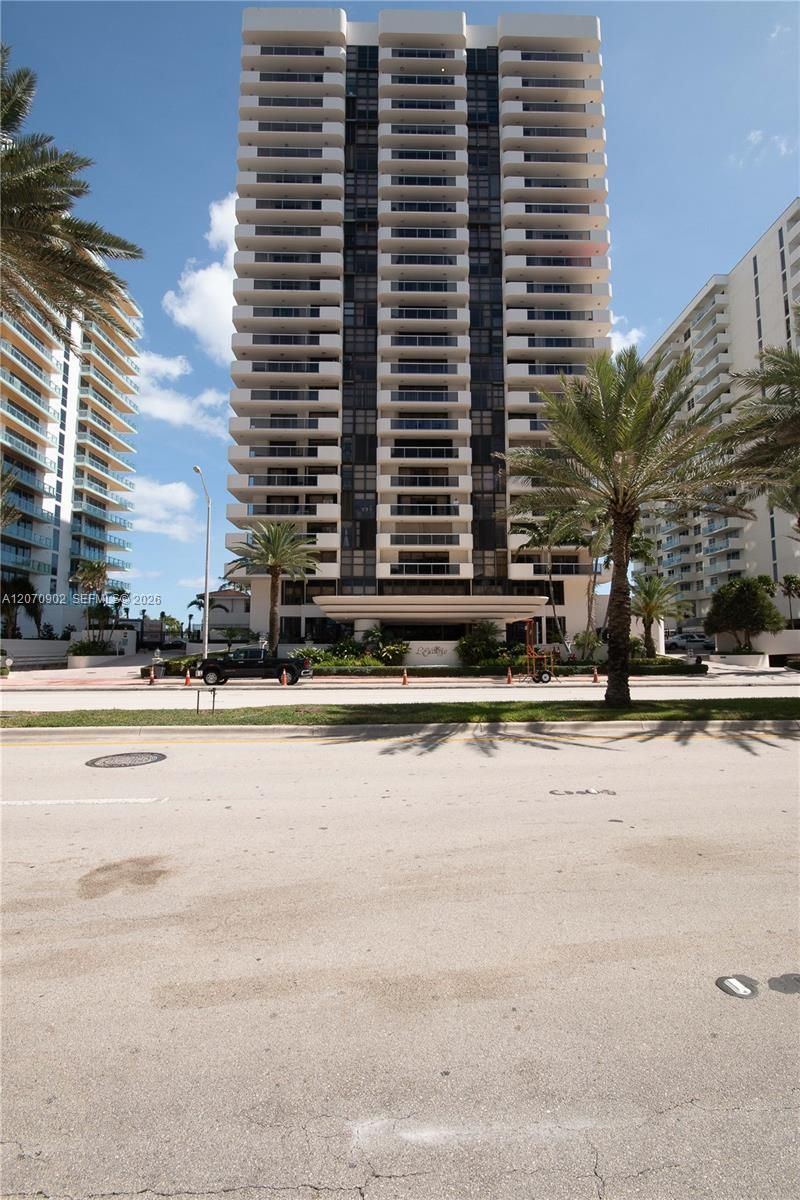 5757 Collins Ave , Unit 703, Miami Beach, FL 33140 Photo