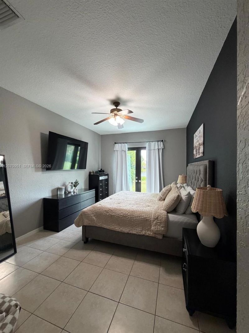 1825 SE 20th Rd , Homestead, FL 33035 Photo