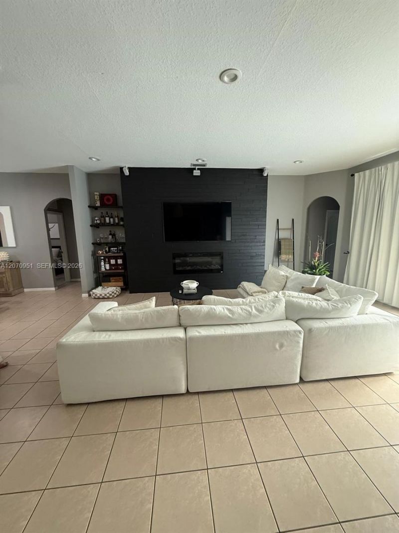 1825 SE 20th Rd , Homestead, FL 33035 Photo