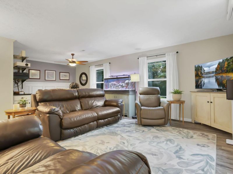 934 Elm Court , Heath, OH 43056 Photo 4