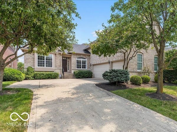 15471 Mission Hills Drive , Carmel, IN 46033
