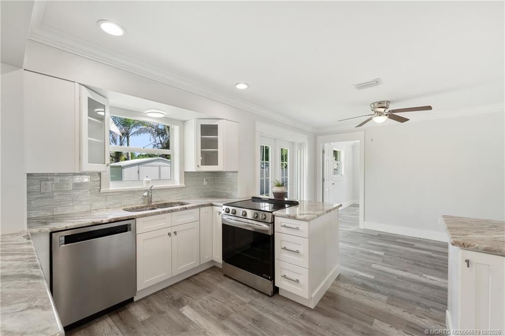 871 SW 37th Terrace, Palm City, FL 34990 Photo