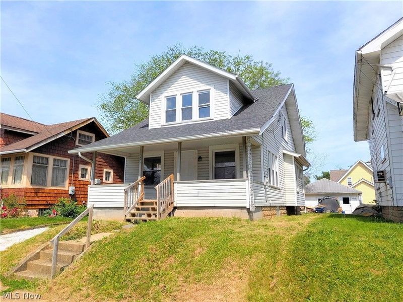 864 10th Street NE, Massillon, OH 44646 Photo 2
