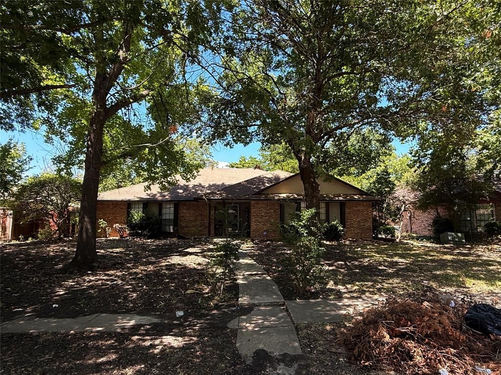 913 Francis Street, Lancaster, TX 75146 Main Photo