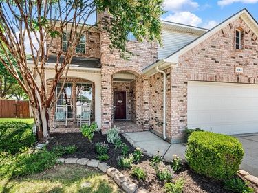 4156 Petersburg Drive, Fort Worth, TX 76244