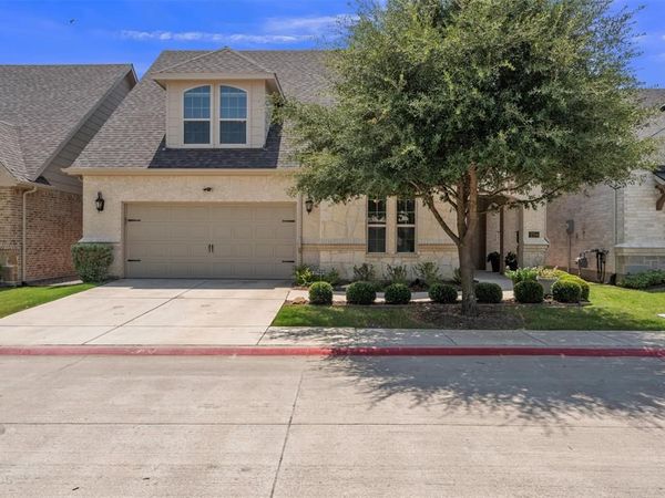 2704 Esplanade Boulevard, Unit 2704, Mansfield, TX 76063