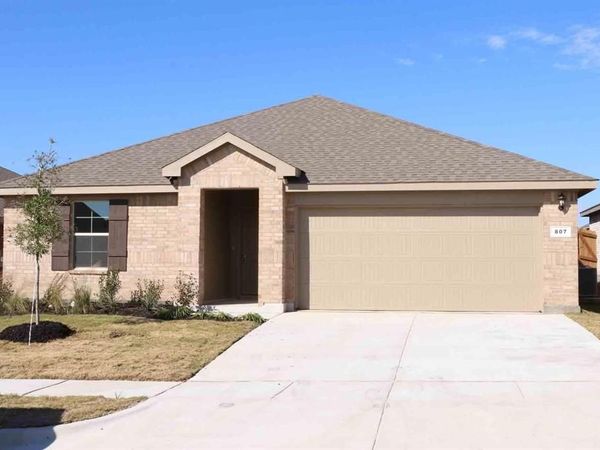 807 Wolf Creek Drive, Cleburne, TX 76033