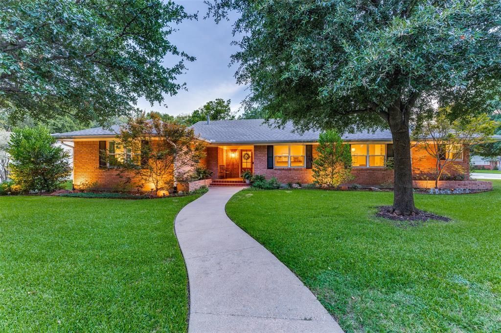 4241 Bilglade Road, Fort Worth, TX 76109 Main Photo