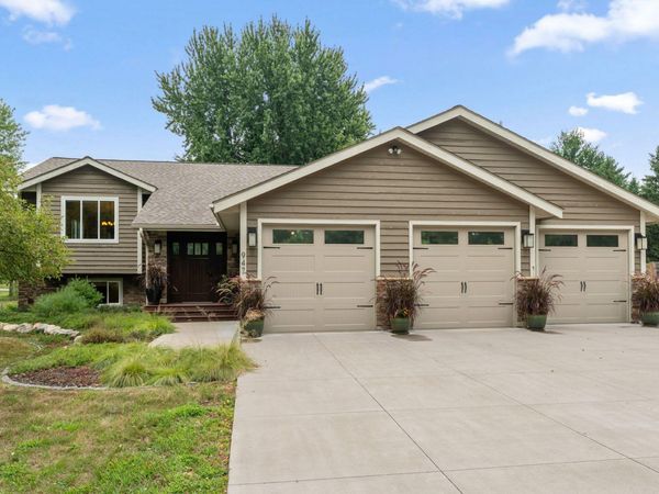 947 Sherman Road, Hudson, WI 54016