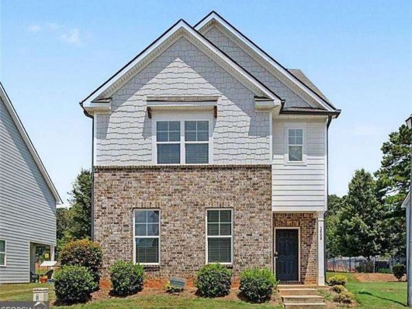 1609 Meadow Crossing, East Point, GA 30344