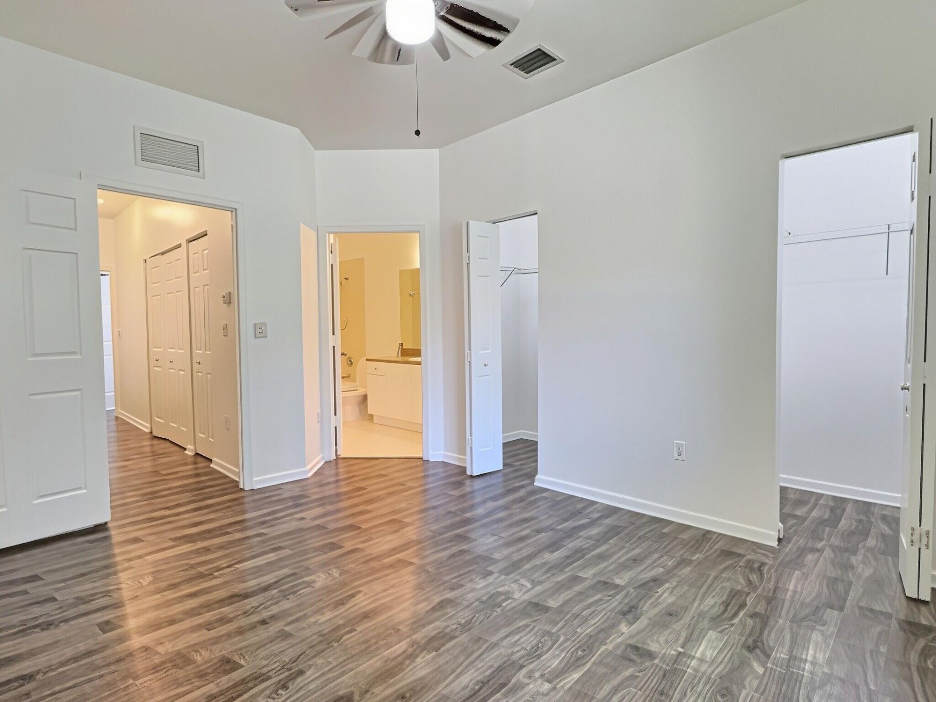 8833 S Isles Circle, Unit 8833, Tamarac, FL 33321 Photo