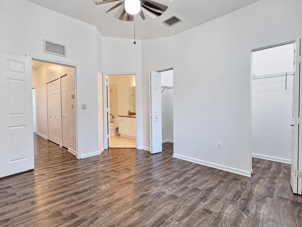 8833 S Isles Circle, Unit 8833, Tamarac, FL 33321 Photo