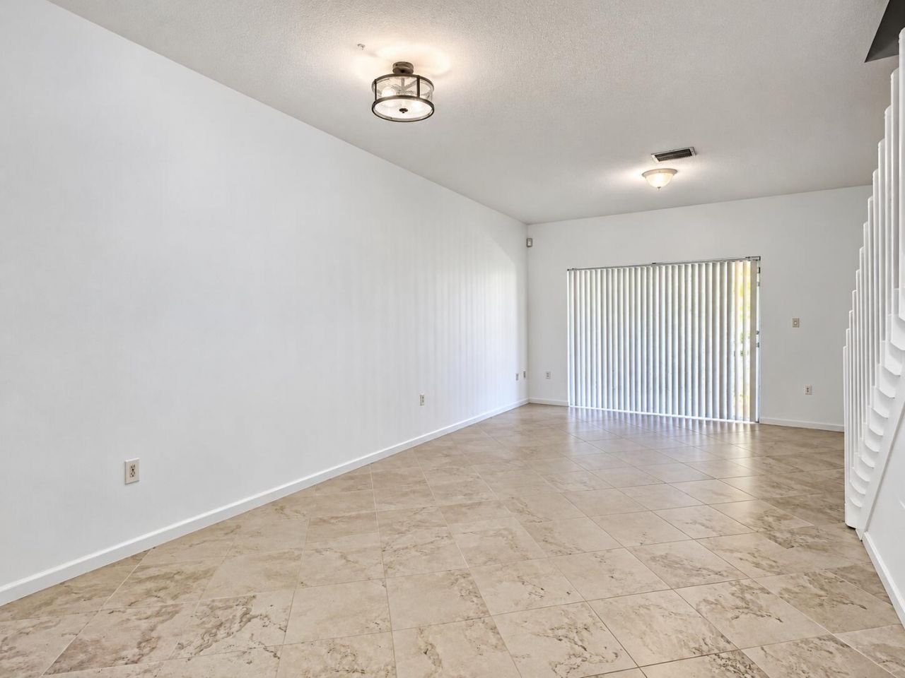 8833 S Isles Circle, Unit 8833, Tamarac, FL 33321 Photo