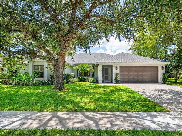 1506 Wiltshire Village Drive, Wellington, FL 33414