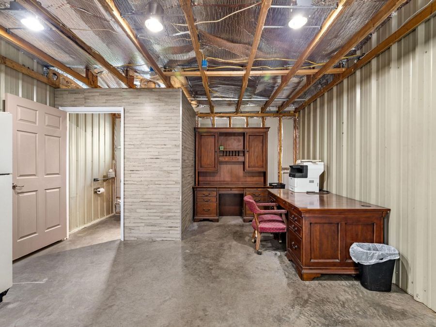 Property Image 36