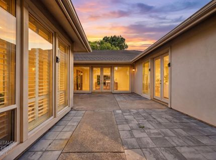 9596 Golf Course Ln, Elk Grove, CA 95758 Photo