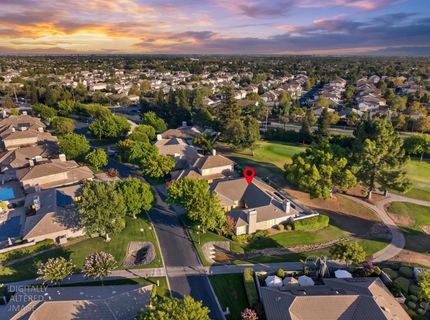 9596 Golf Course Ln, Elk Grove, CA 95758 Photo