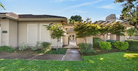 9596 Golf Course Ln, Elk Grove, CA 95758 Photo