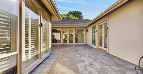 9596 Golf Course Ln, Elk Grove, CA 95758 Photo