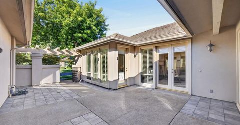 9596 Golf Course Ln, Elk Grove, CA 95758 Photo