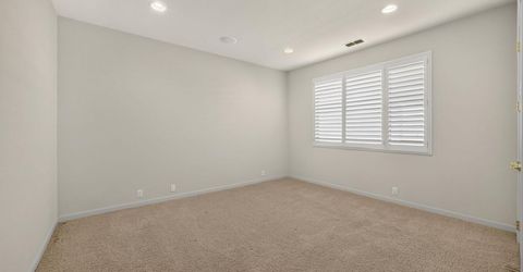 9596 Golf Course Ln, Elk Grove, CA 95758 Photo