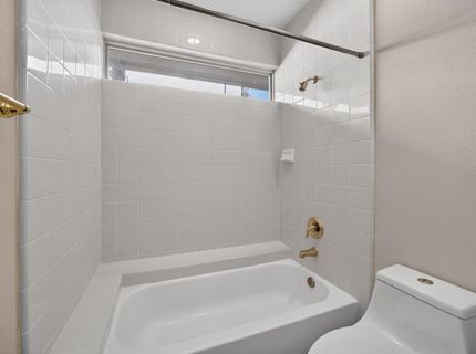 9596 Golf Course Ln, Elk Grove, CA 95758 Photo
