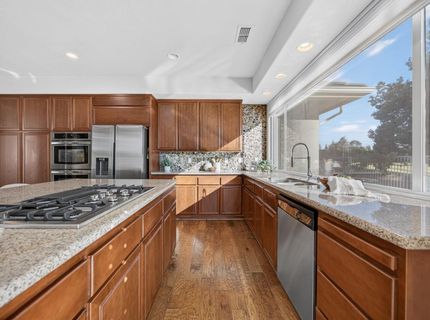 9596 Golf Course Ln, Elk Grove, CA 95758 Photo