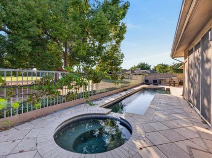 9596 Golf Course Ln, Elk Grove, CA 95758 Photo