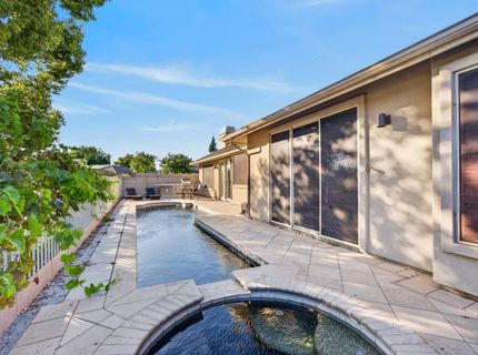 9596 Golf Course Ln, Elk Grove, CA 95758 Photo