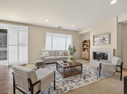 9596 Golf Course Ln, Elk Grove, CA 95758 Photo