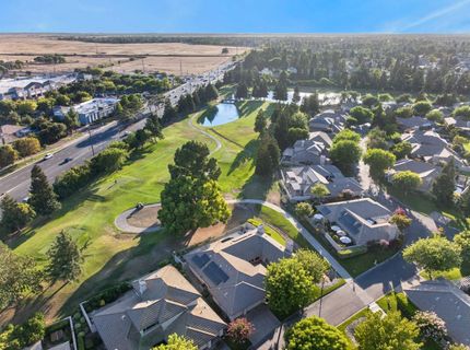 9596 Golf Course Ln, Elk Grove, CA 95758 Photo