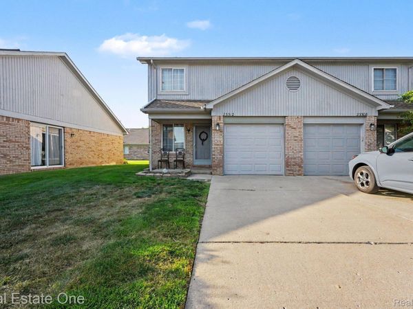 23312 Bunte Court , Unit 45, Brownstown Township, Mi 48183