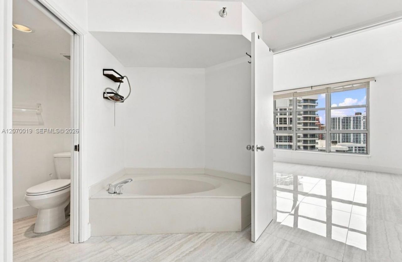 19195 NE 36th Ct, Unit 2601, Aventura, FL 33180 Photo