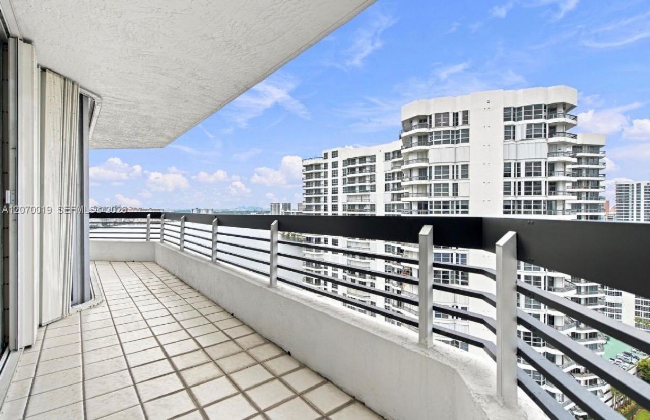 19195 NE 36th Ct, Unit 2601, Aventura, FL 33180 Photo