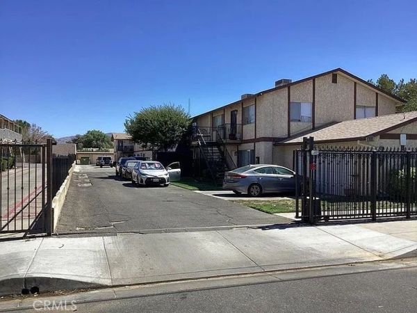 4128 W Avenue L, Unit G, Quartz Hill, CA 93536