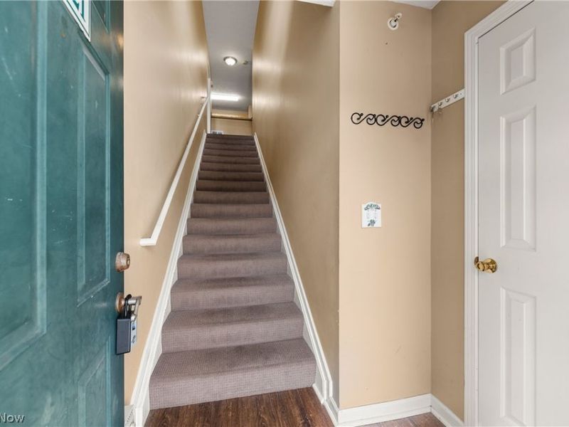 14821 Lenox Drive, Unit 221, Strongsville, OH 44136 Photo 2