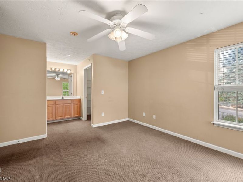 14821 Lenox Drive, Unit 221, Strongsville, OH 44136 Photo 24