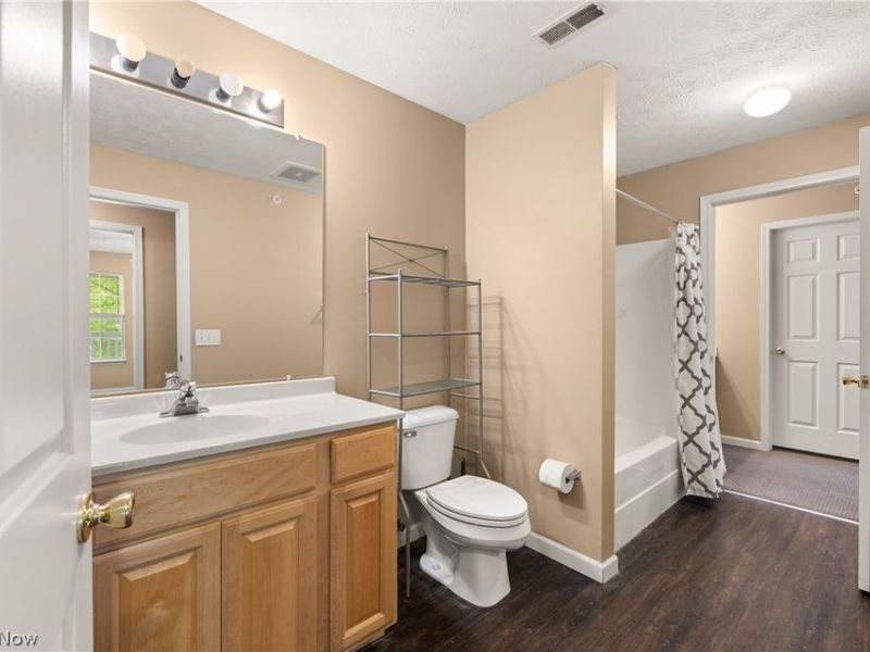 14821 Lenox Drive, Unit 221, Strongsville, OH 44136 Photo 27