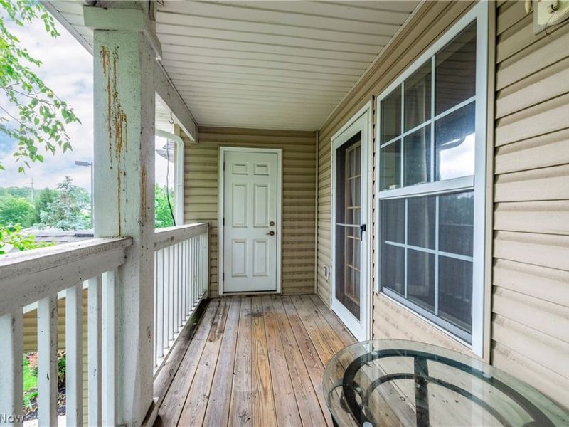 14821 Lenox Drive, Unit 221, Strongsville, OH 44136 Photo 31