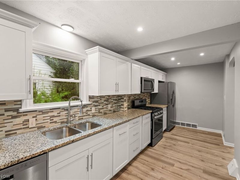 7623 Macedonia Road, Oakwood, OH 44146 Photo 15